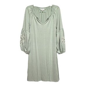 Cupio Green Dress with Bishop Sleeves and Scoop Neck